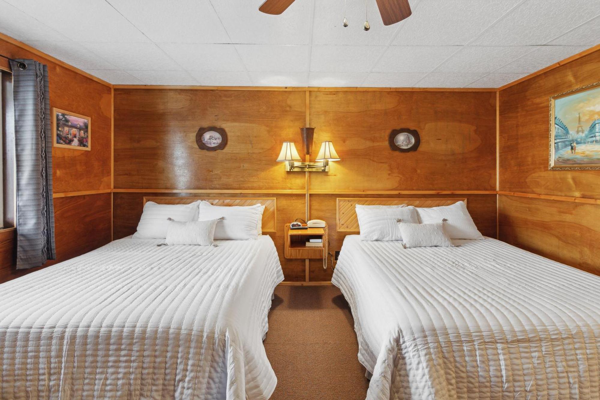 Vindel Motel Mackinaw City Ngoại thất bức ảnh
