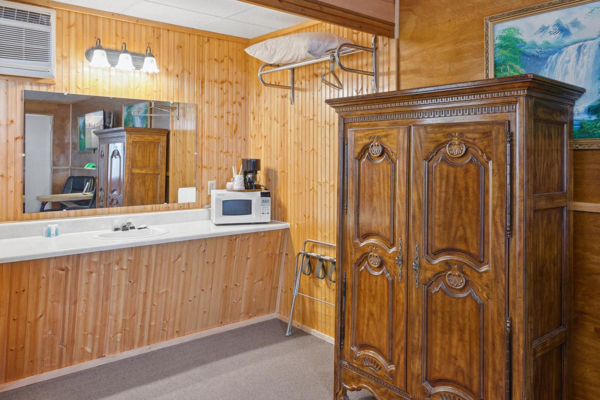 Vindel Motel Mackinaw City Ngoại thất bức ảnh
