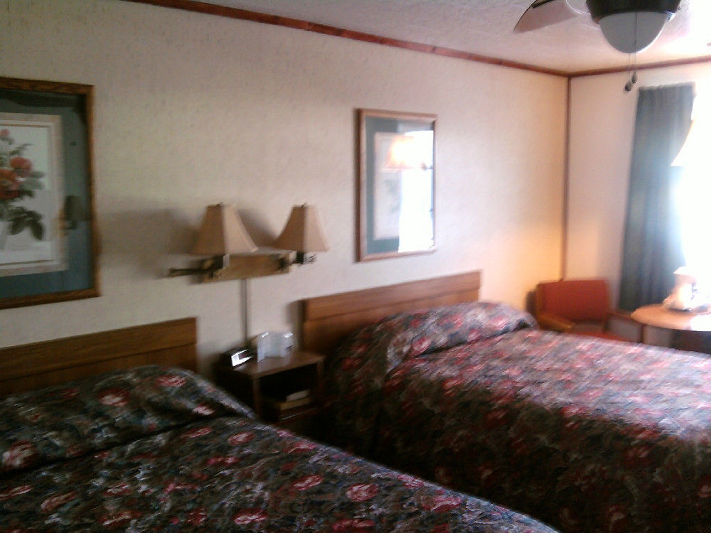 Vindel Motel Mackinaw City Ngoại thất bức ảnh