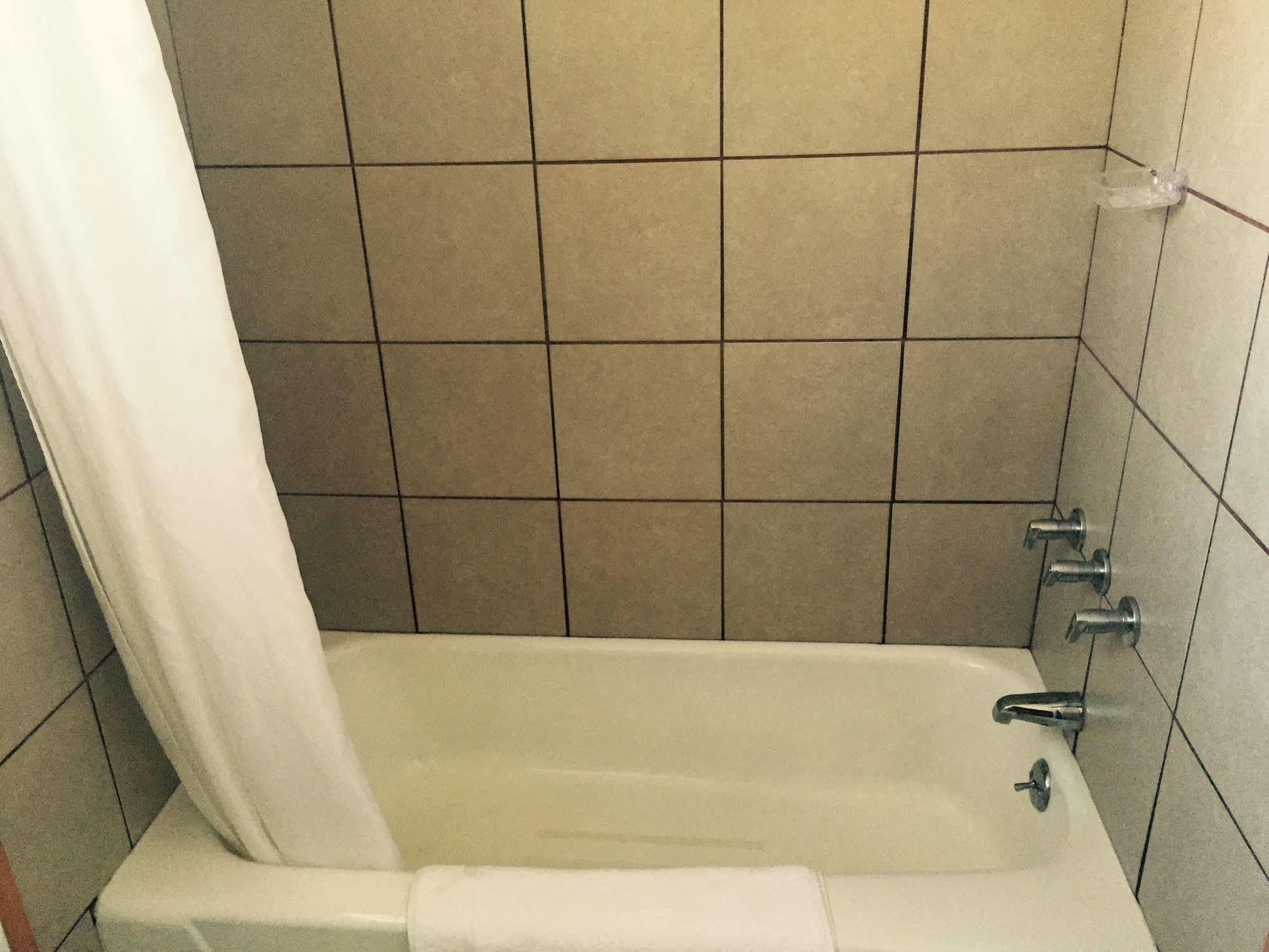 Vindel Motel Mackinaw City Ngoại thất bức ảnh