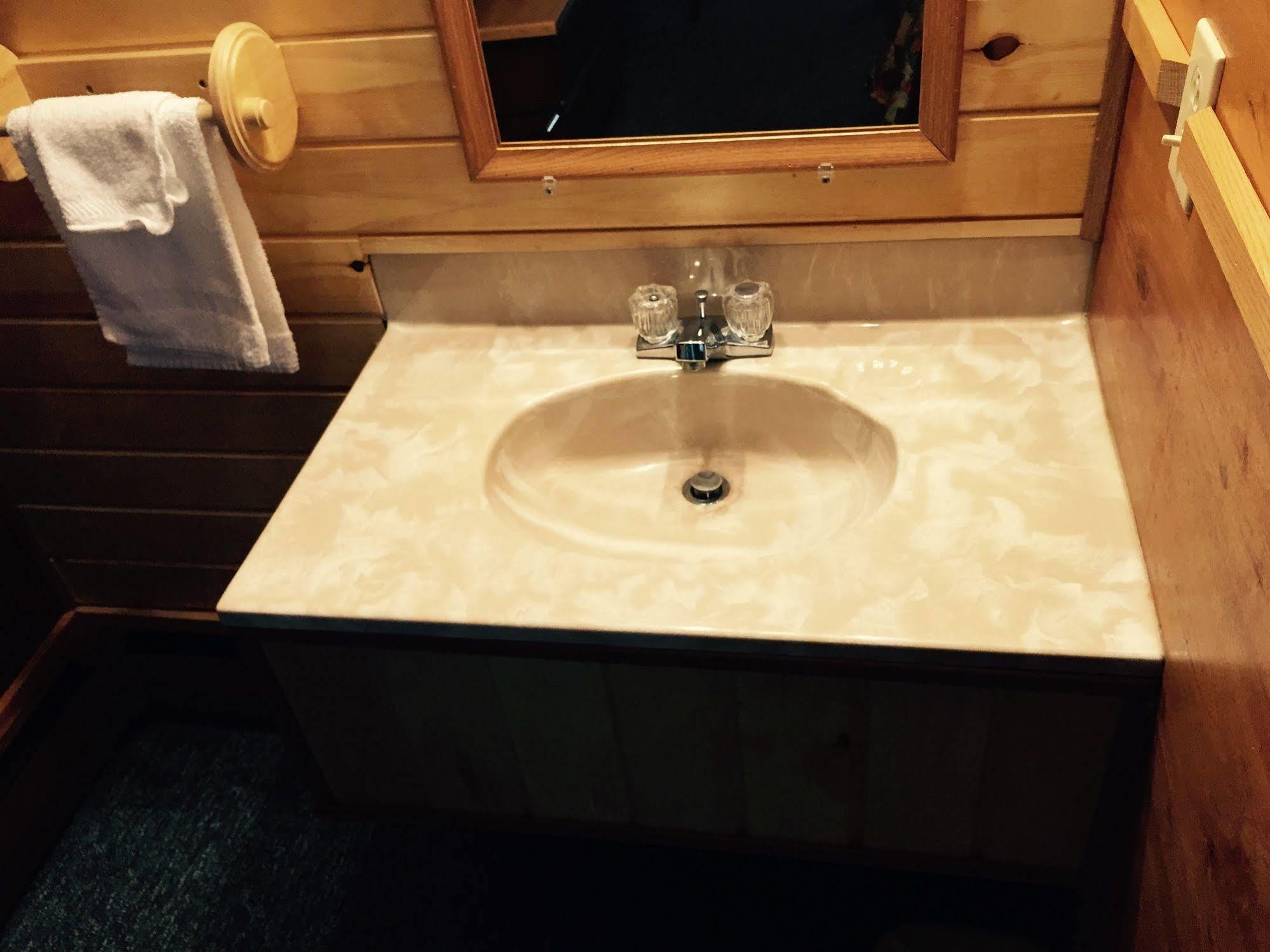 Vindel Motel Mackinaw City Ngoại thất bức ảnh