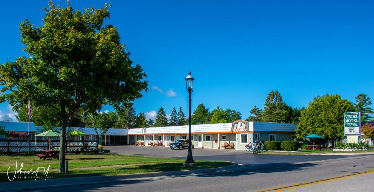 Vindel Motel Mackinaw City Ngoại thất bức ảnh